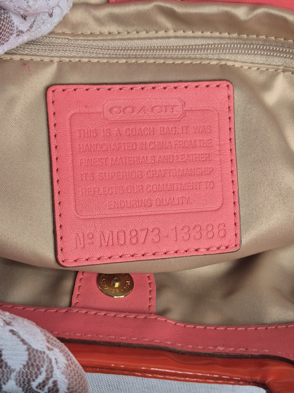 COACH HANDBAG/CLUTCH